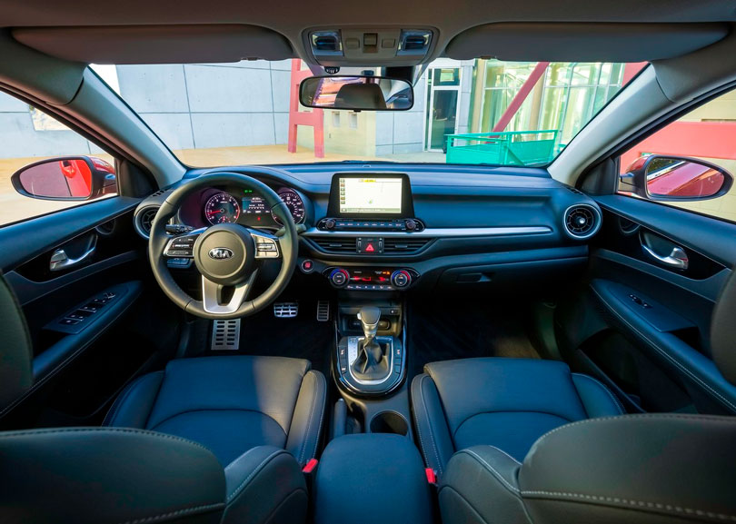 Kia Cerato 2019 interior